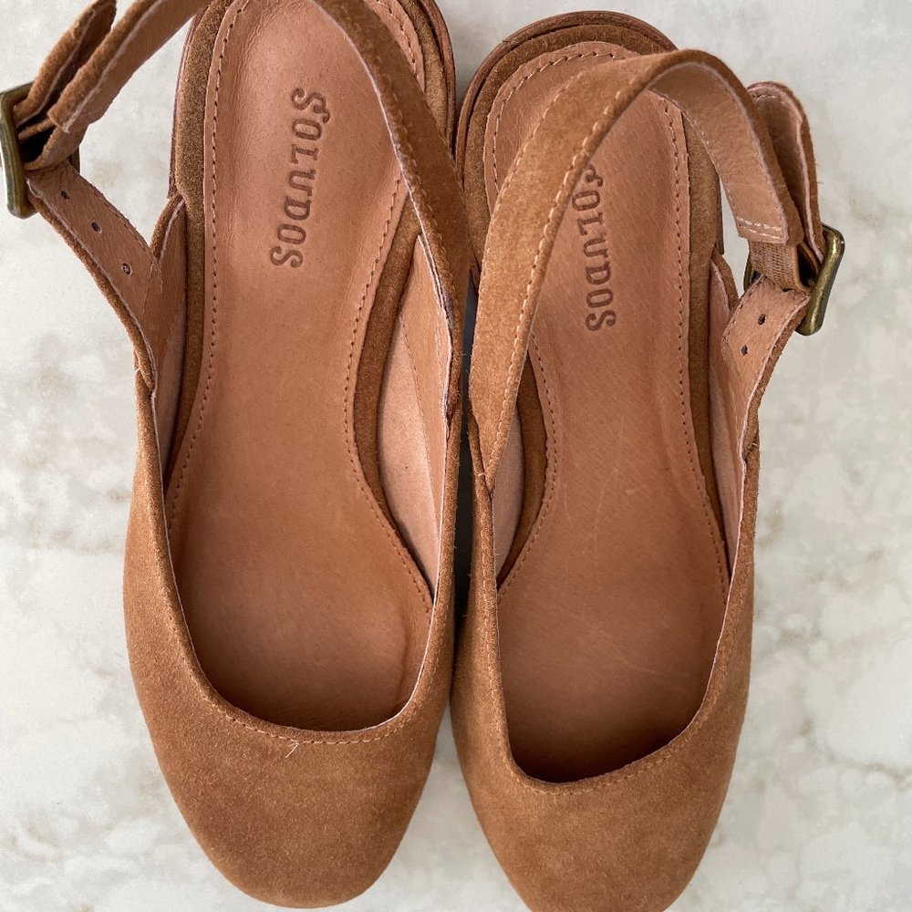 Suede slingbacks by SOLUDOS